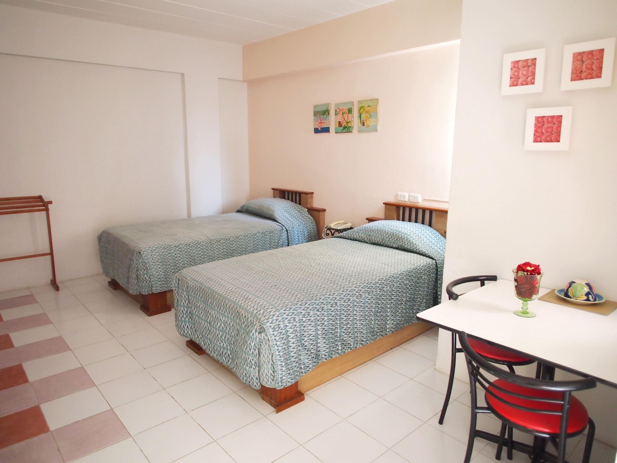 Thanapa Mansion Bangkok Ngoại thất bức ảnh