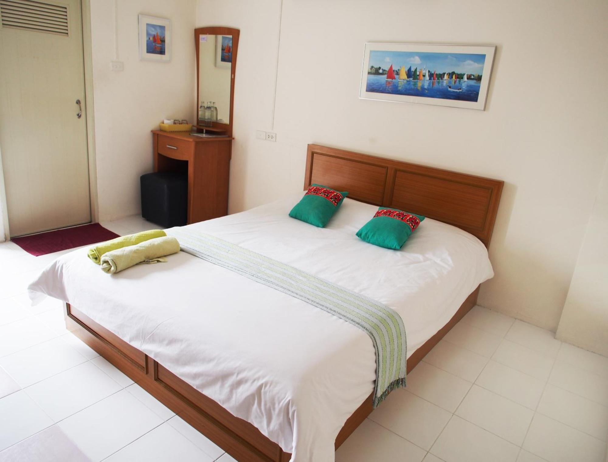 Thanapa Mansion Bangkok Ngoại thất bức ảnh