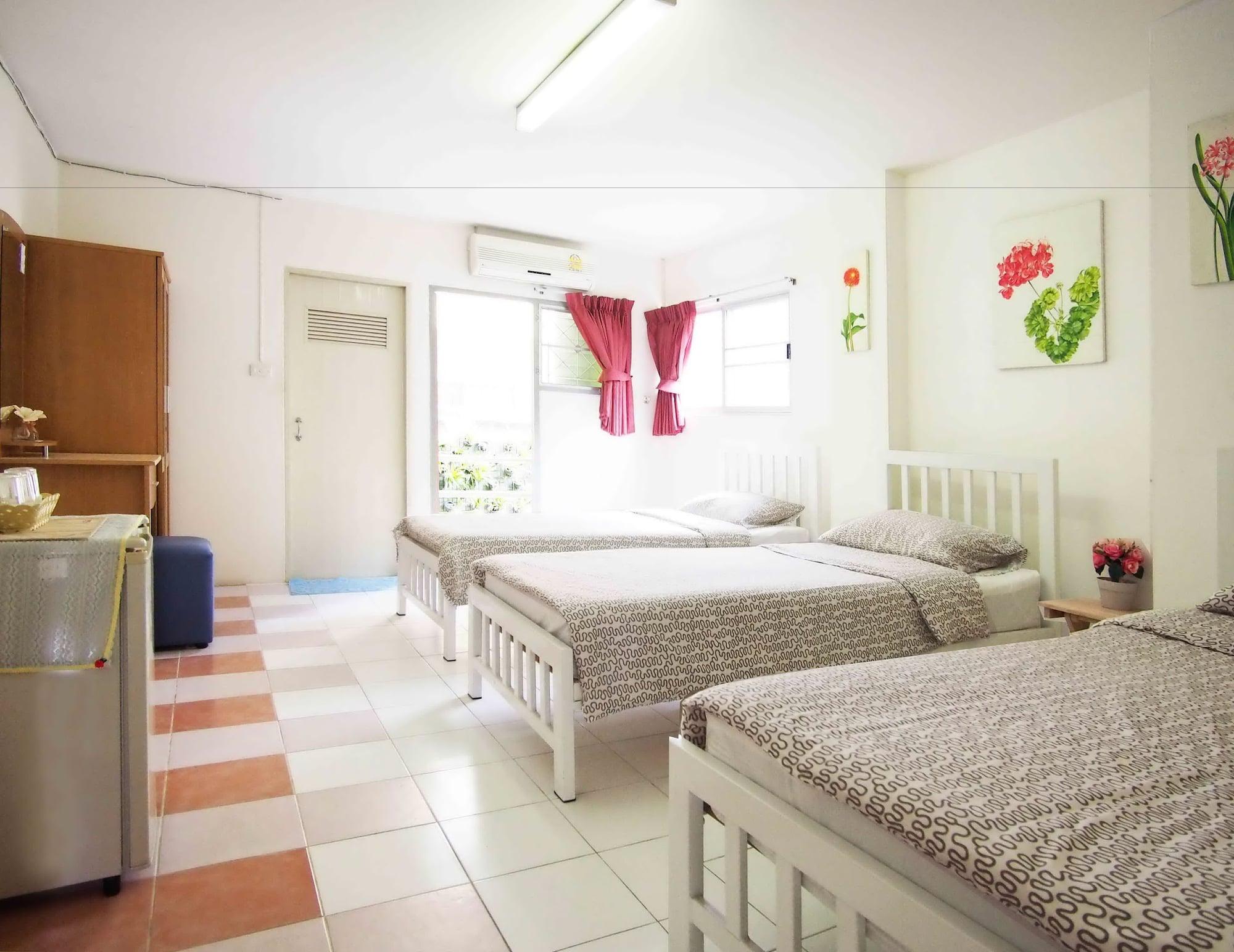 Thanapa Mansion Bangkok Ngoại thất bức ảnh