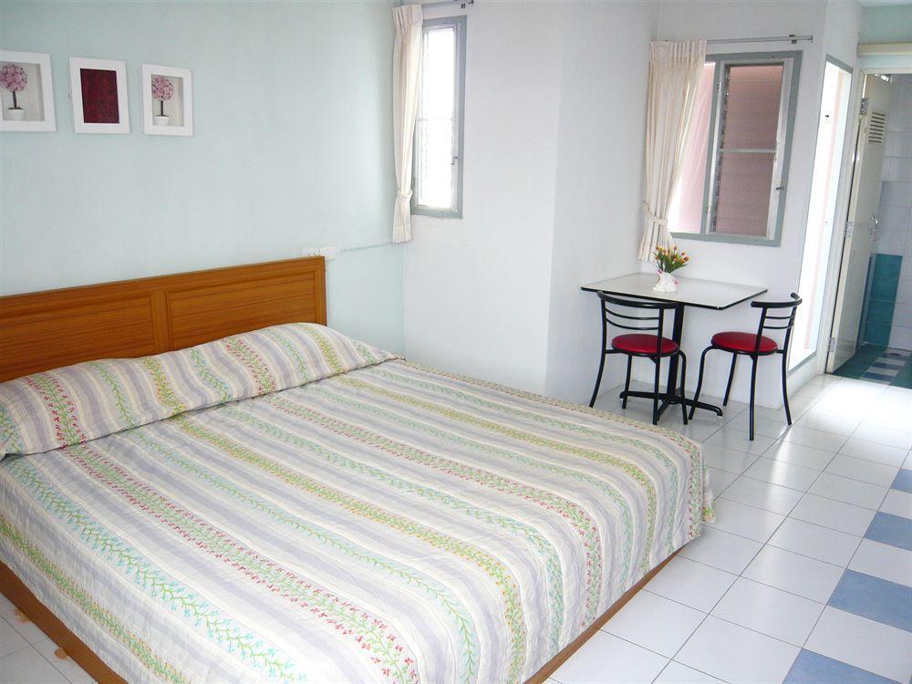 Thanapa Mansion Bangkok Ngoại thất bức ảnh